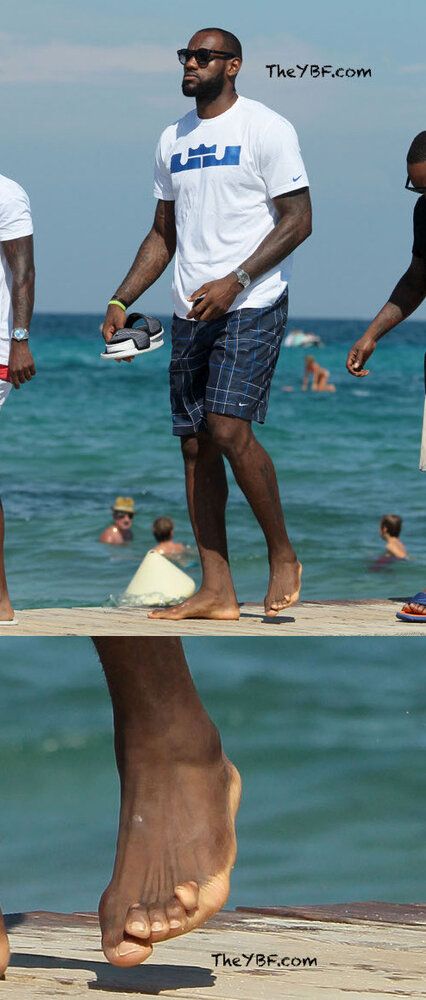Lebron james pied