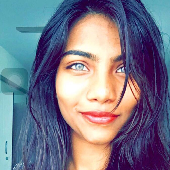 D7f36cb0c27143444eefaf41a9d1f18c