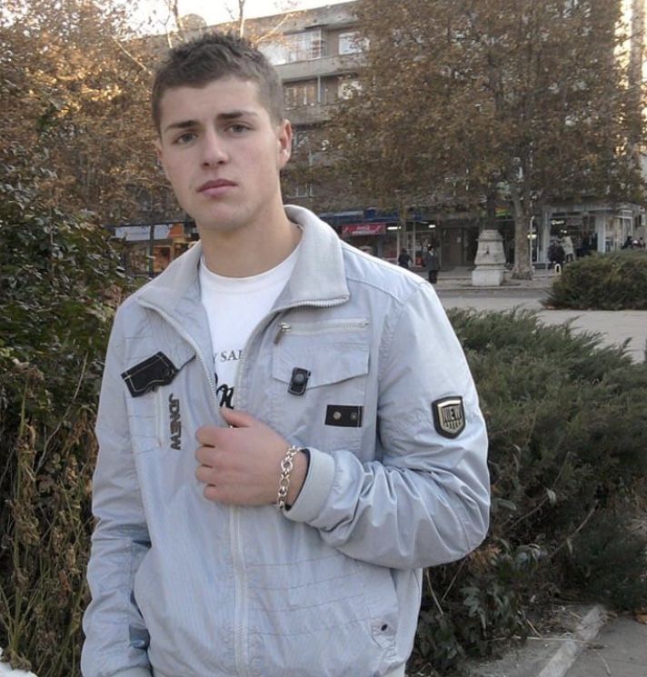 5C27C0EA 363B 4994 A95D 2218C38A18A4