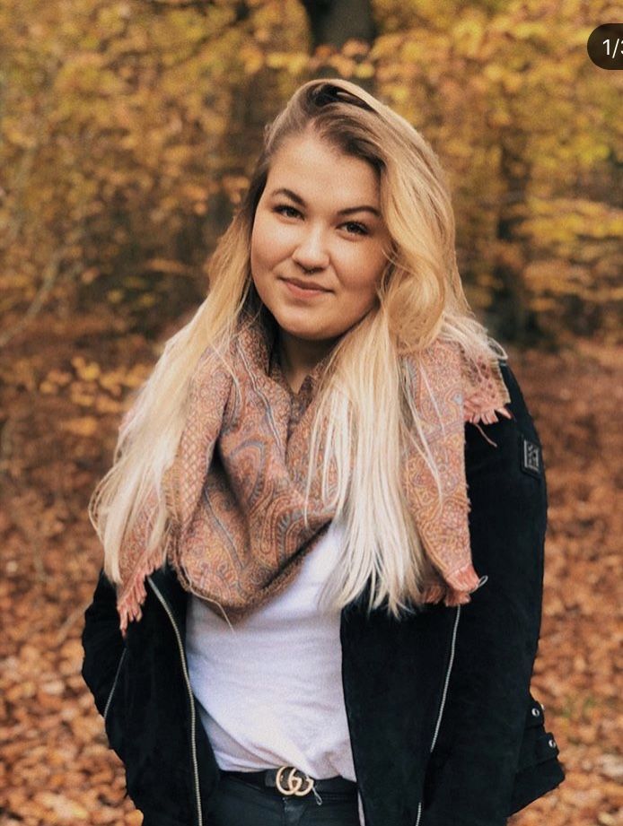 69B56E81 B213 408A BE03 52524E070262