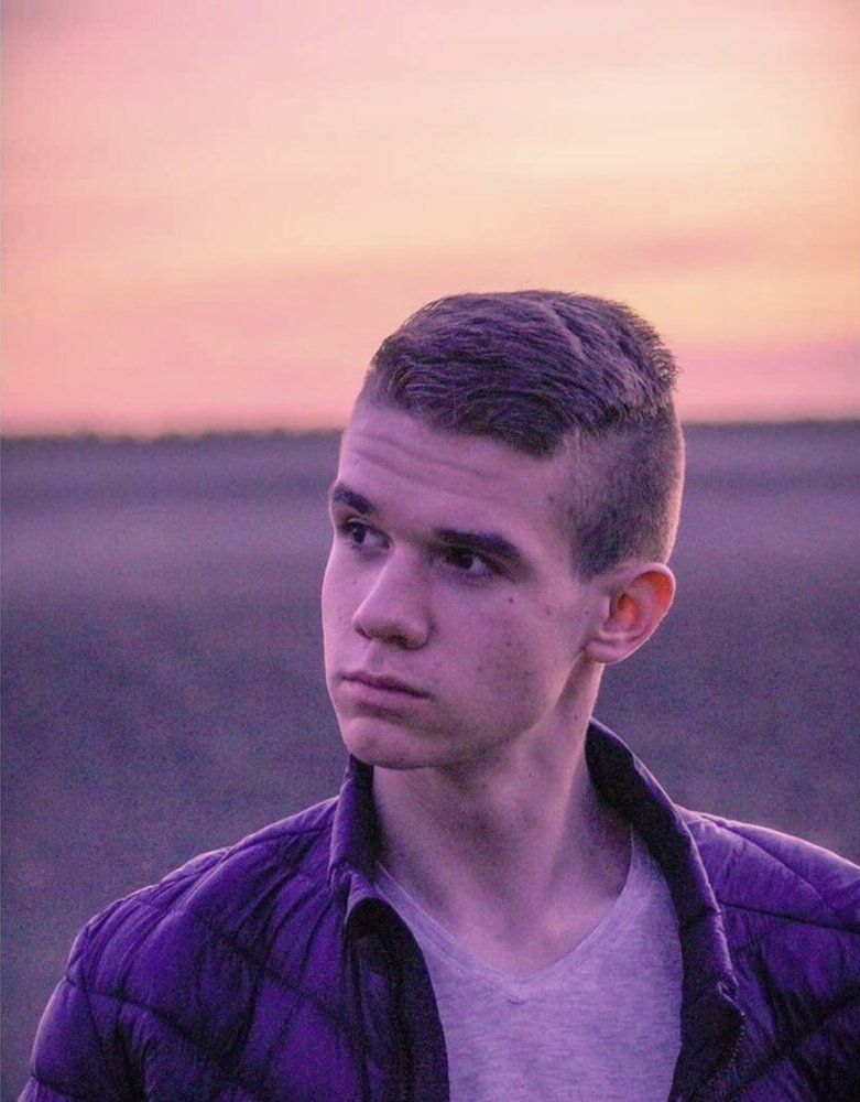 252FD4FA 1687 41E1 9D2B CA4735856F68