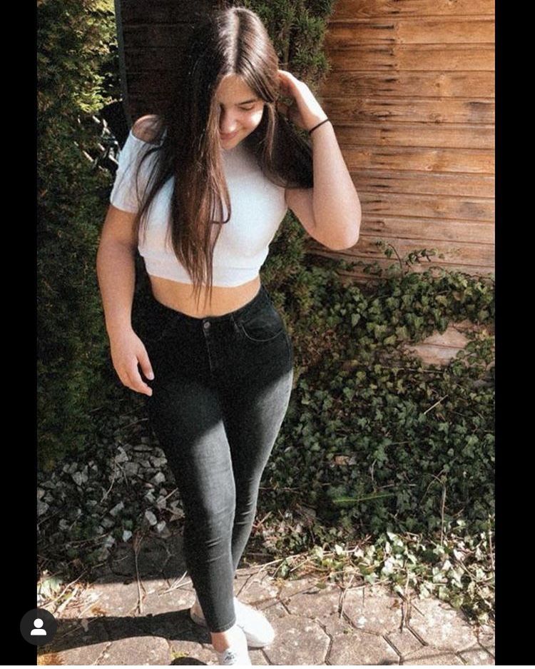 90785582 FF53 4493 B46C E47F1D094A1E