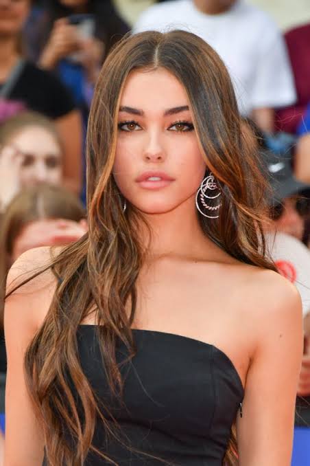 99A8E932 E700 4FE7 957A 7117AF9CBEBD