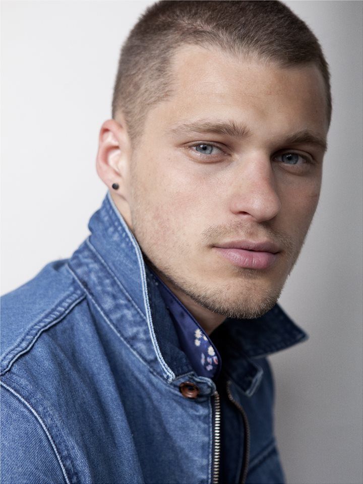 66A59E37 6057 4026 B52C 87D5029B0C2B