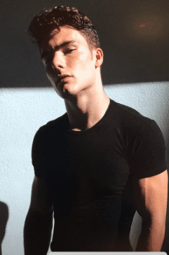 Nice frame to head ratio