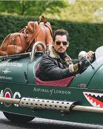 2BBEE8E3 6BA8 4782 95D8 D09E27ECFFEE