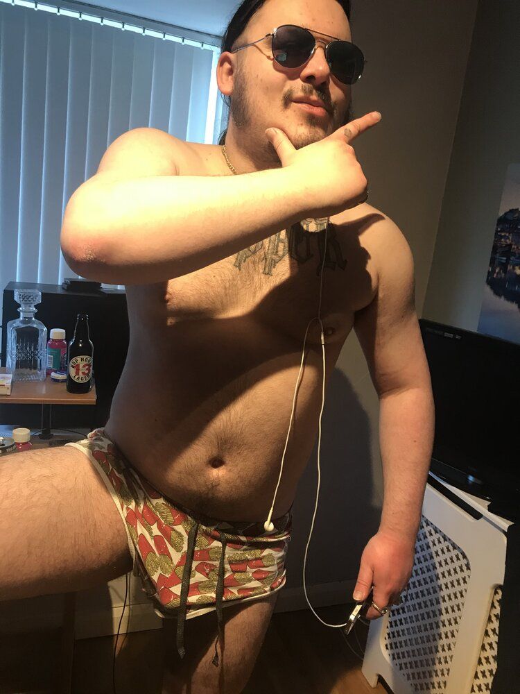 85DAA989 3C33 40AD 86AE 5F3BBAE6F17F