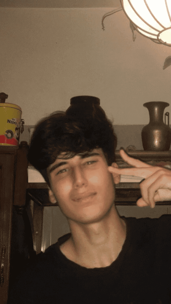 EE177549 4F32 4242 87C0 1459149E8844