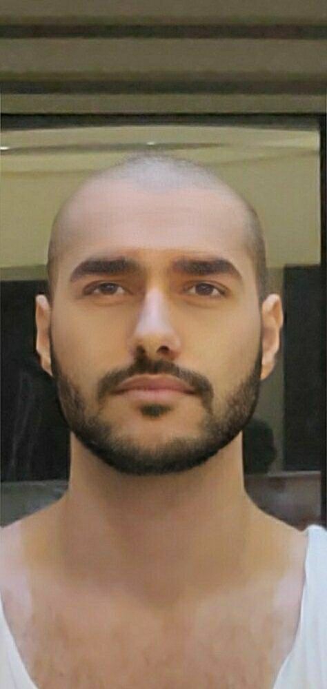 FaceApp 1588962048787