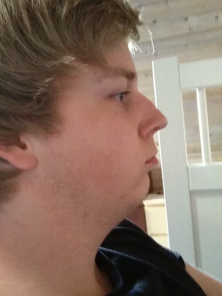 BFC663E8 032E 4974 8BA0 A6C4821E6FBC