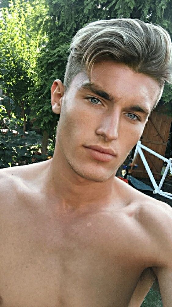 FaceApp 1589039480826