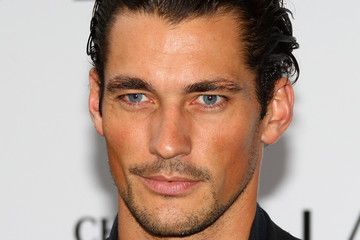 JaguarXJLaunchPartyOutsideArrivalsaOB t6am6edm