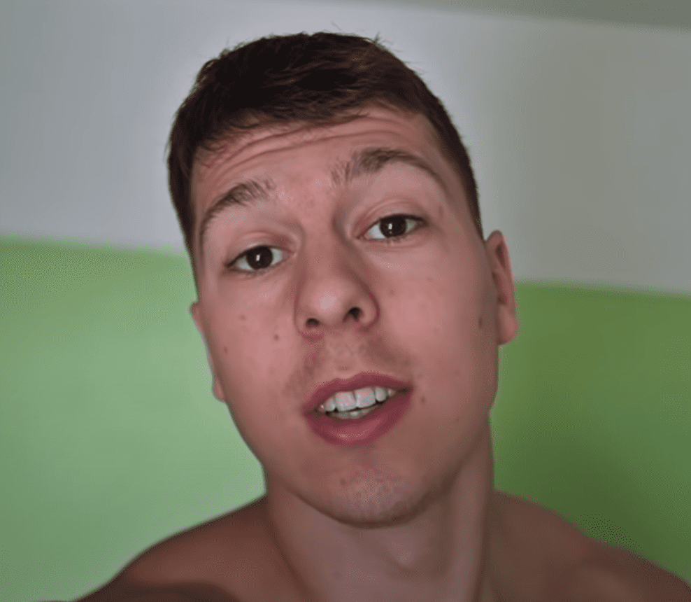 F7c37b69da796613858f54770e36be9c