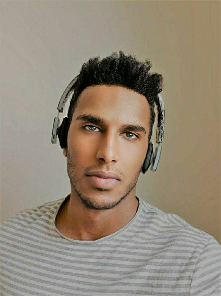 FaceApp 1589727376315