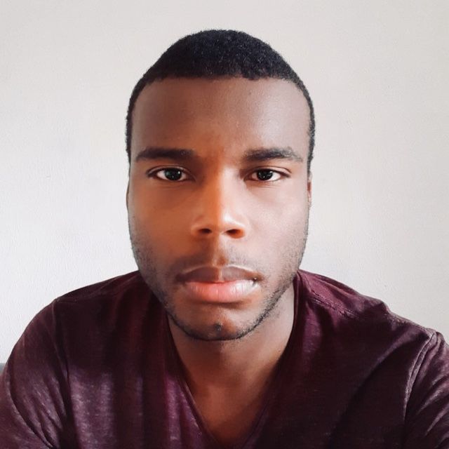 83D9006F FAAE 48B6 997F 856CB12EFDF0