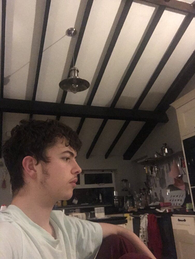 E2F8933A 5928 45A5 9F33 077CC56D7209