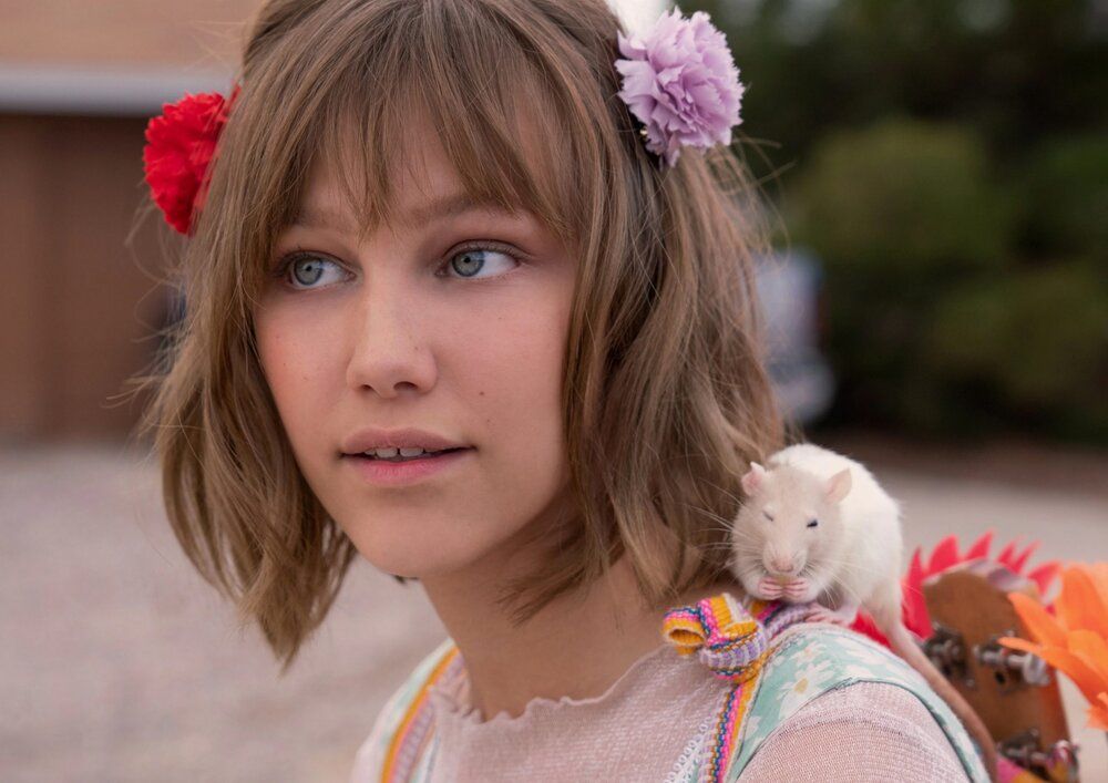 Grace vanderwaal 01
