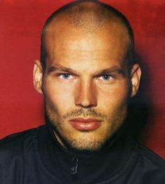 A0c53fec4b6cd19d4392987ef273c4bb  bald guy bald head men