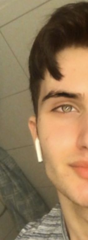 A4A26A03 15CF 4D03 9AAF 2E0627A989BC