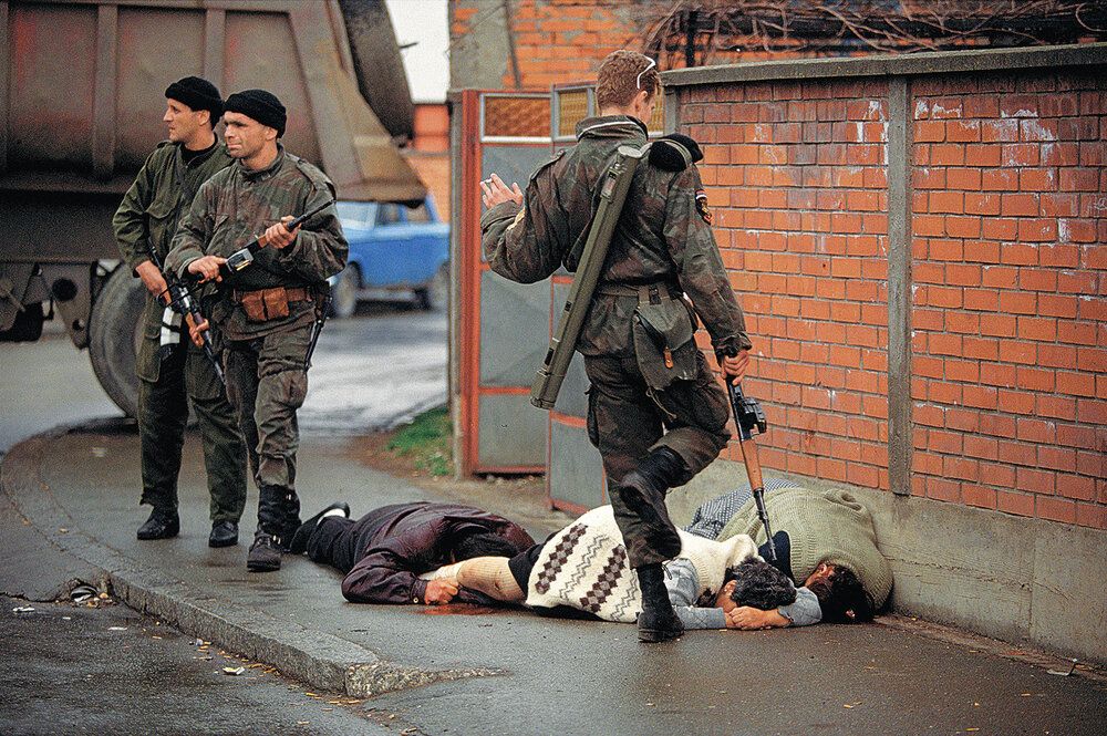Time 100 influential photos ron haviv bosnia 85