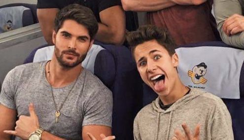 5D863AF0 E1EC 4319 8DB2 8D53EC8F5FBF