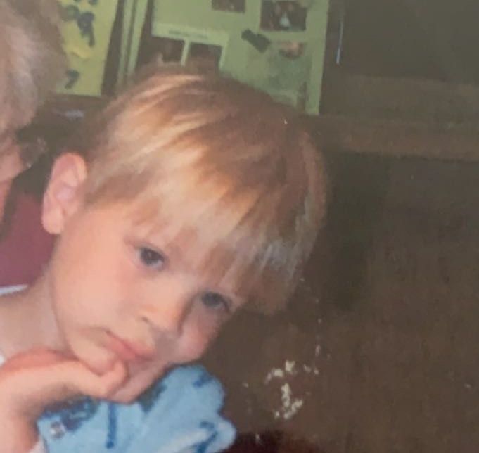 90F2C5D2 563B 4248 A398 0071FFFA4F10