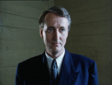 220px-Hugh_Fraser_-_Poirot.png