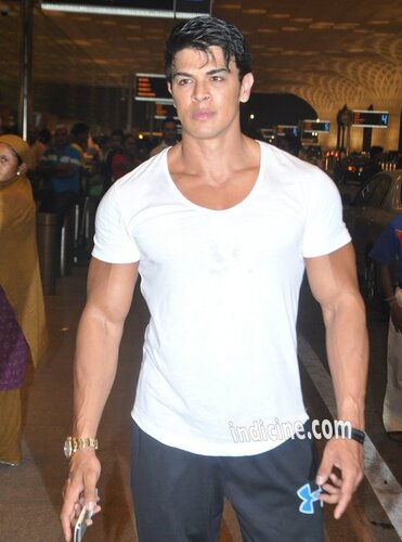 Sahil Khan