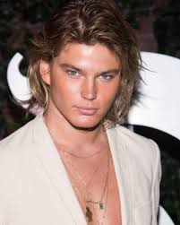 Jordan Barrett (With images) | Long hair styles men, Long hair ...