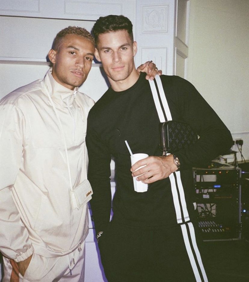 DBF72913 3EE0 4B52 A6CF 4254CC9EF9D3