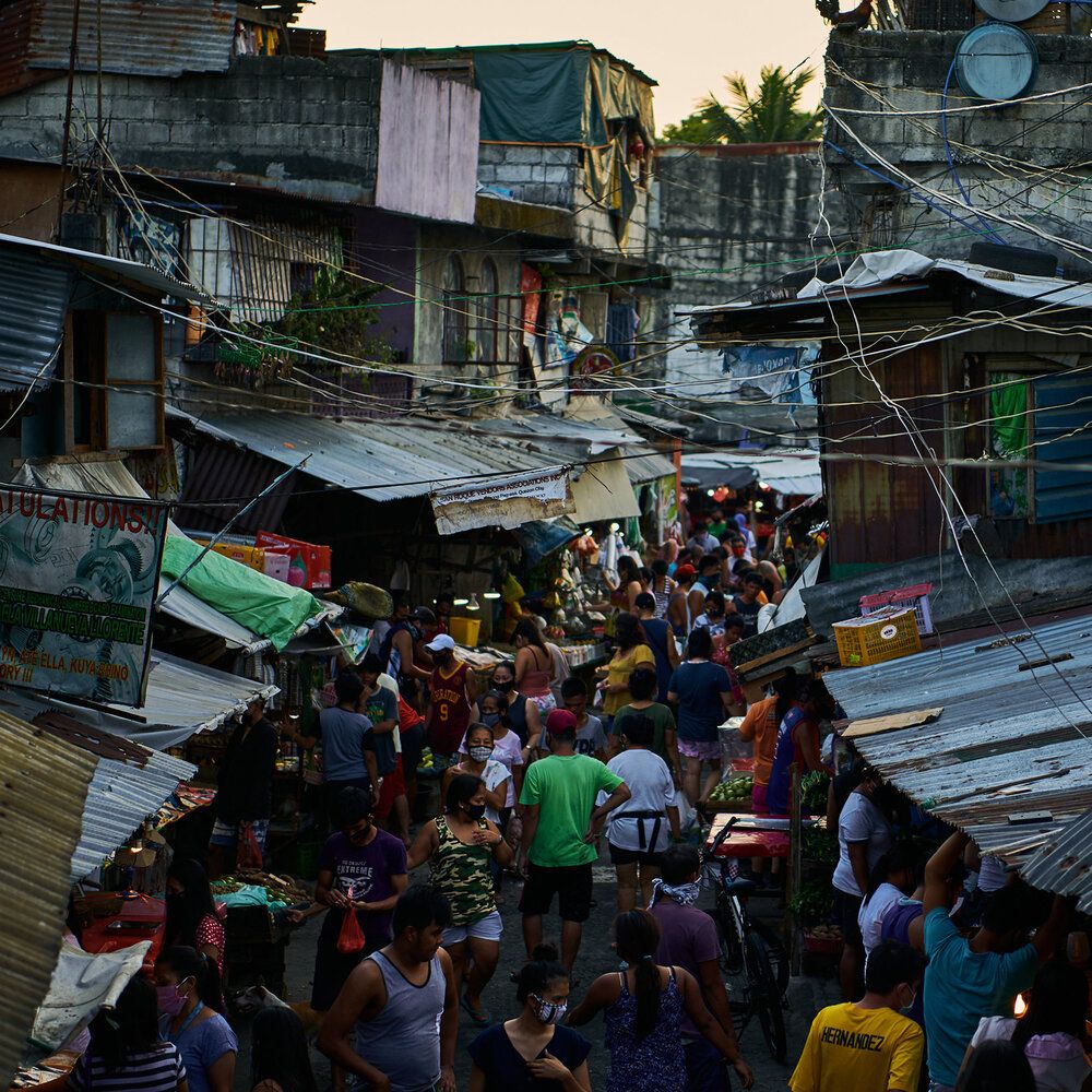 15virus philippines lockdown 2 mobileMasterAt3x