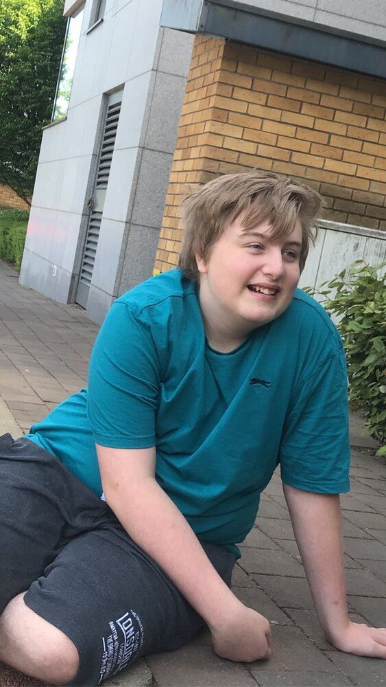 2371772C D05D 4B6E BA2F BE363E58D749