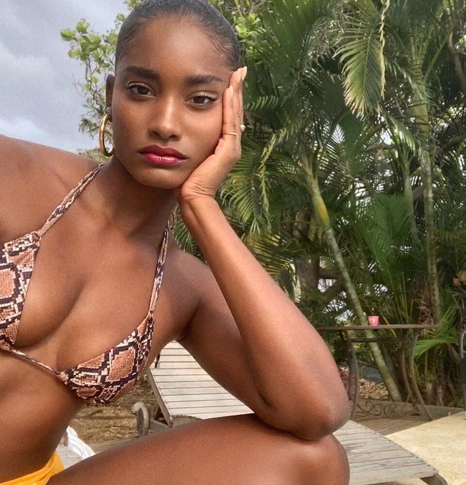 Melodiemonrose 91292275 144585943605968 3500735464650573492 n