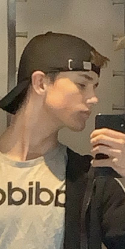 BACF187E BAB0 4920 A4A7 FDED7FFA3B72