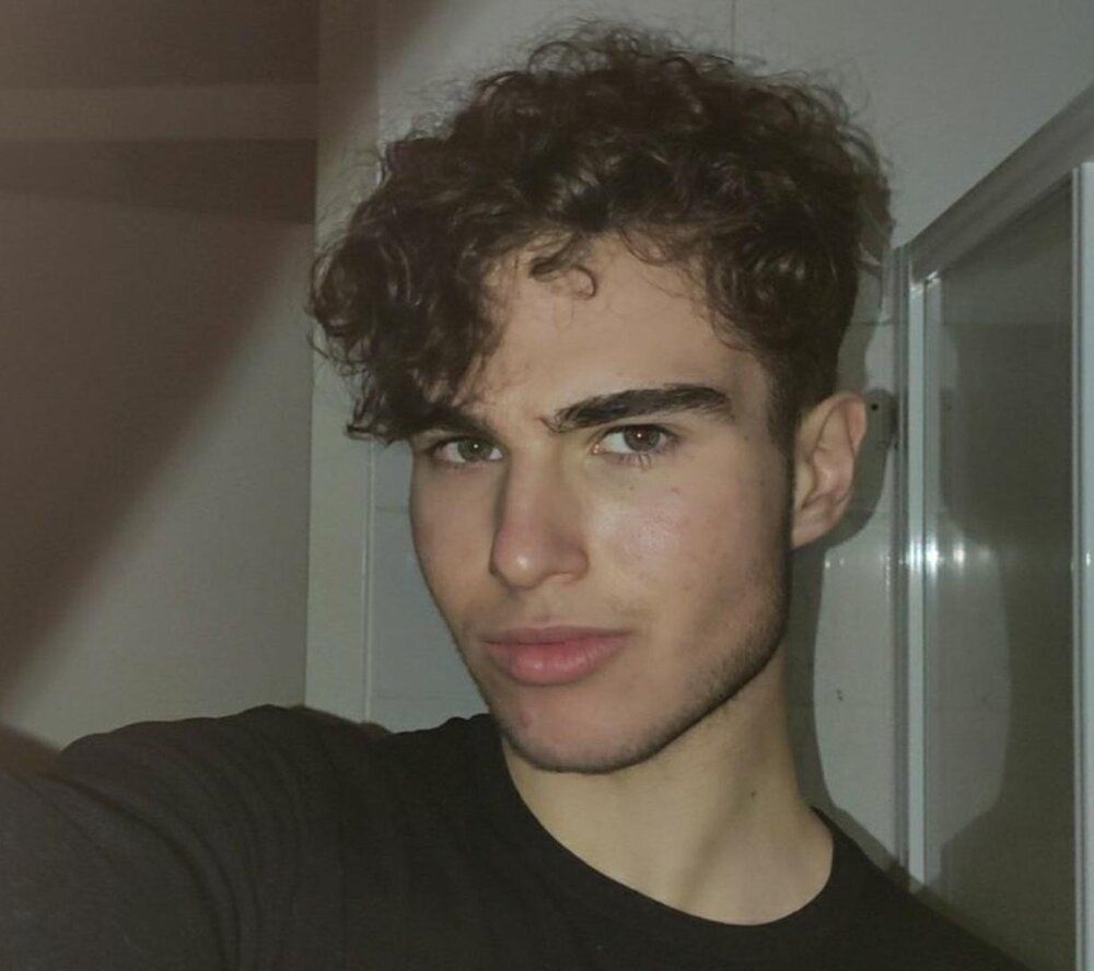 4F5E8746 C87B 4F0E 85D3 B559AF9D98E7