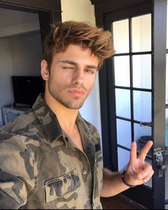 499e2b1f3231bfc43ac9e2b856a29908  pretty face beautiful eyes