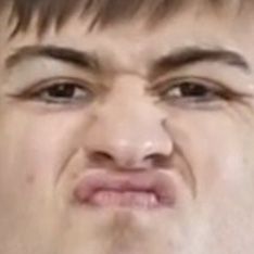 9777E442 AF2F 4686 B007 9EB451BCDF2E