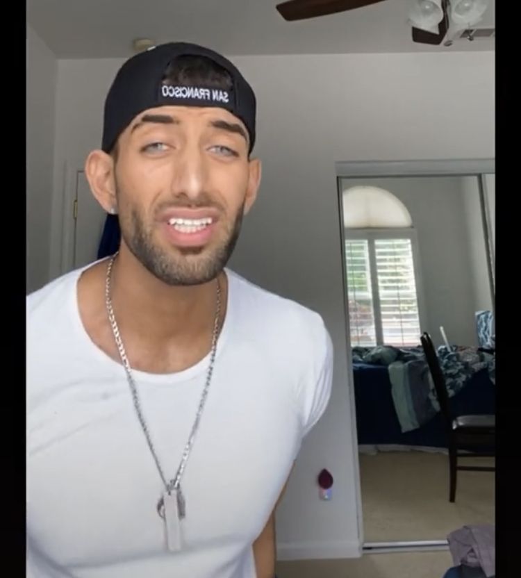 1EBD3E8C 2421 4F99 9A21 664C0A79536C