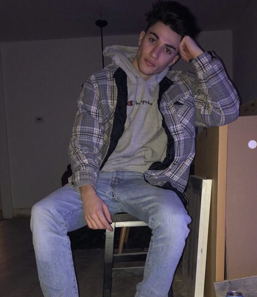 8E2F8DA0 16EE 4262 962A 5C4E0BB1315C