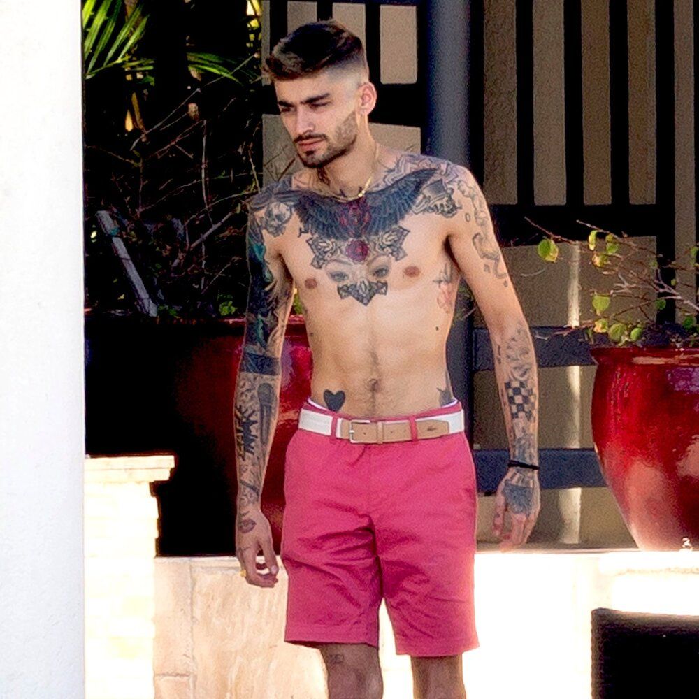 Zayn Malik Shirtless After Gigi Hadid Breakup March 2018