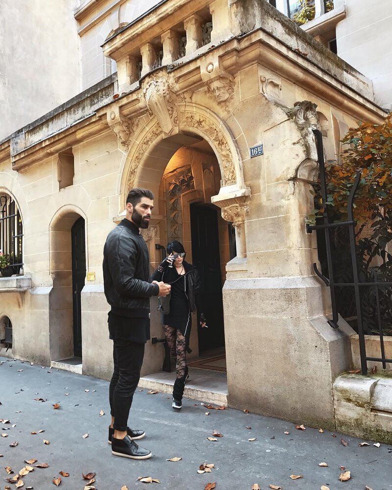 1EFCF220 5DE1 43C7 B100 9B8B4E6F37D5