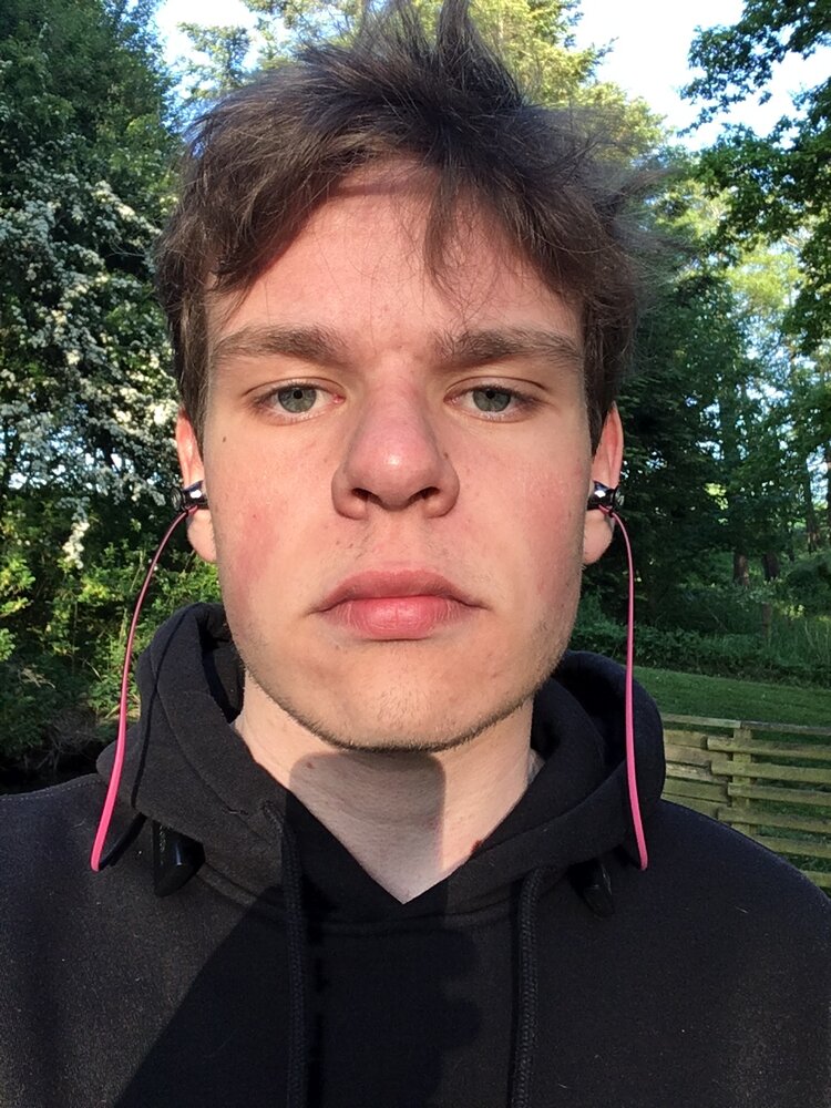 0D17C996 3818 4BFB A9D9 B215F2F399DF