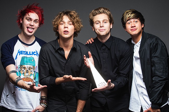 5sos 5 seconds of summer aria awards 2014 billboard 650 compressed