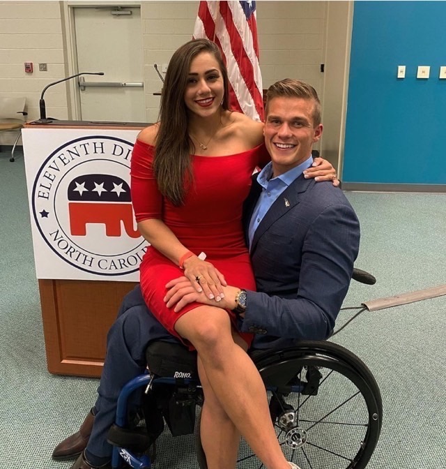 557EF745 33A5 4495 9B72 9025ECF15114