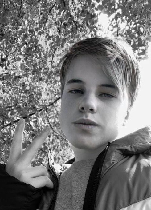 5A8F1F36 100B 4367 8B9B 10C88C42B35F