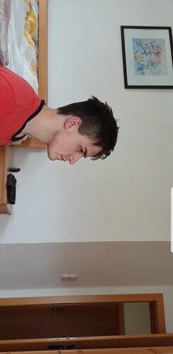 Screenshot_20200608-152334_Video Player.jpg