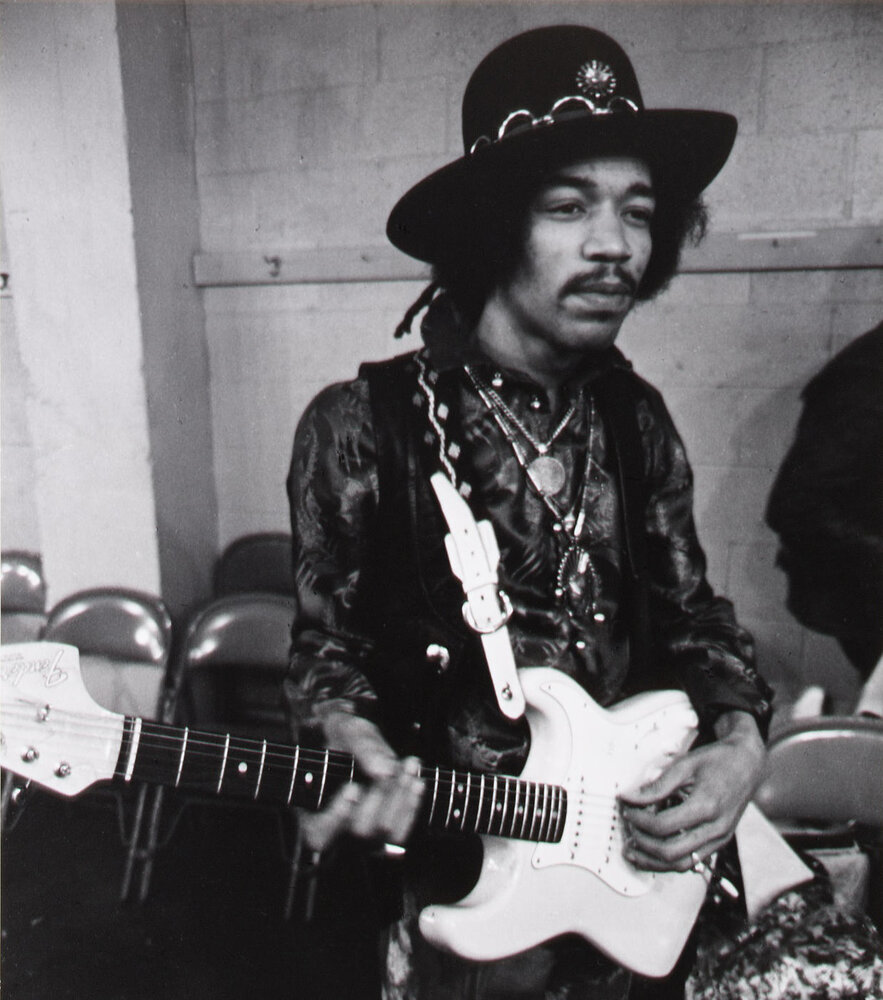 Hendrix 1 crop