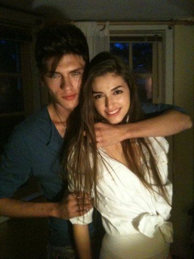 Tumblr ljn6rirlqA1qgs1mso1 400 Tumblr ljn6rirlqA1qgs1mso1 400