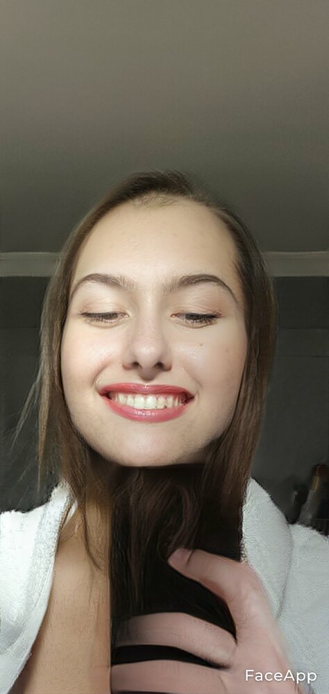 FaceApp 1593721614331