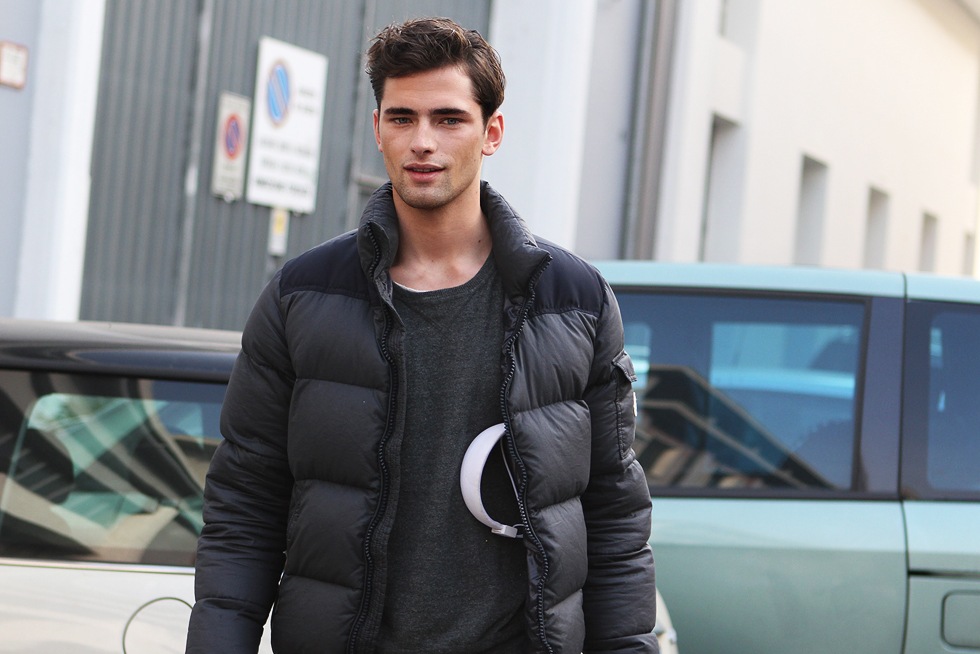 6D37C800 EBC6 4343 8793 B3827839E76A